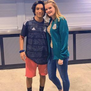 Meet your Posher, Abby